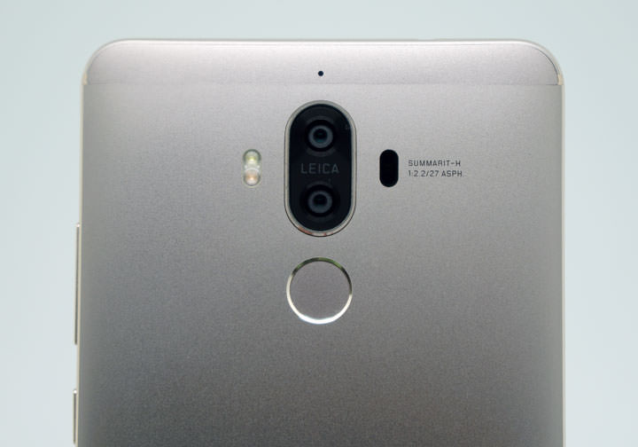 [Unbox] 第二代徠卡雙鏡．旗艦級功能．強悍功能卻平易近人的頂級旗艦：HUAWEI Mate9 開箱與深度評測！ - 阿祥的網路筆記本