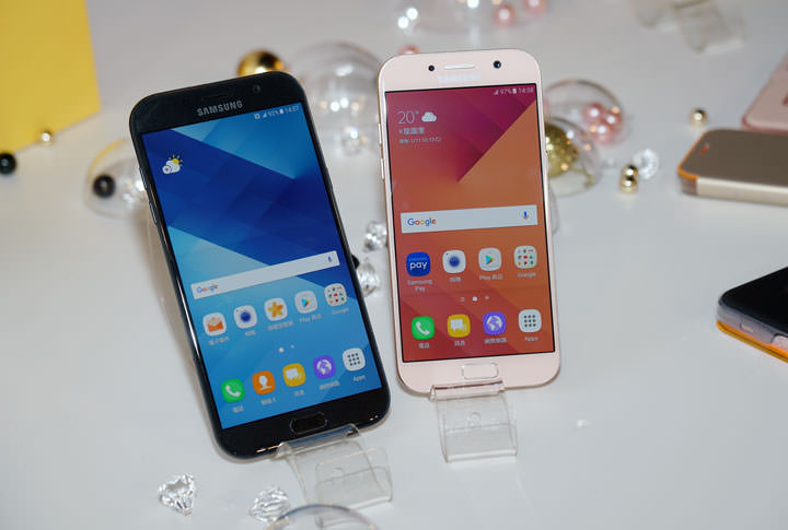 [Mobile] 三星新年「A咖」首發！前後1600萬畫素鏡頭、IP68防水美拍機Galaxy A7與A5 2017版同步登場！ - 阿祥的網路筆記本