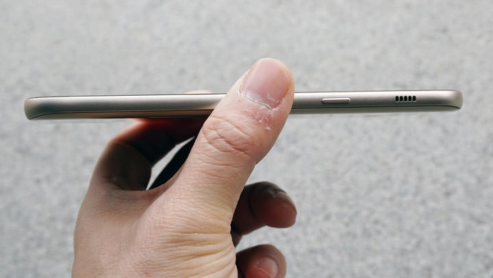 [Unbox] IP68生活防水，雙1600萬畫素鏡頭美拍：帶給你「A即精采」的三星Galaxy A7 2017年版開箱評測分享！ - 阿祥的網路筆記本