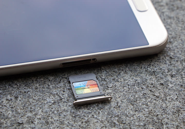 [Unbox] IP68生活防水，雙1600萬畫素鏡頭美拍：帶給你「A即精采」的三星Galaxy A7 2017年版開箱評測分享！ - 阿祥的網路筆記本