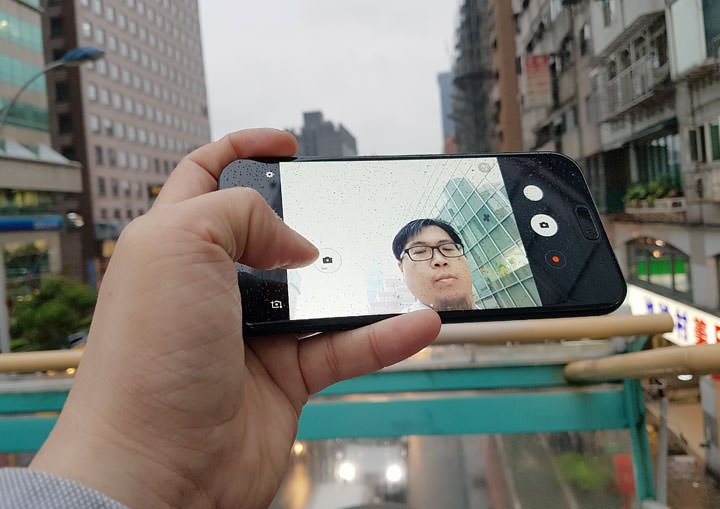 [Unbox] IP68生活防水，雙1600萬畫素鏡頭美拍：帶給你「A即精采」的三星Galaxy A7 2017年版開箱評測分享！ - 阿祥的網路筆記本