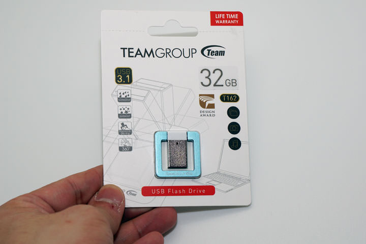 [Unbox] 才貌雙全！榮獲金點設計獎加持的「360度旋轉」隨身碟：十銓科技T162指扣碟開箱分享！ - 阿祥的網路筆記本