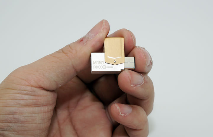 [Unbox] 讓你的檔案輕鬆游走電腦與行動裝置之間！十銓科技USB 3.1 Gen1傳輸「M161 C金碟」開箱與使用心得分享！ - 阿祥的網路筆記本