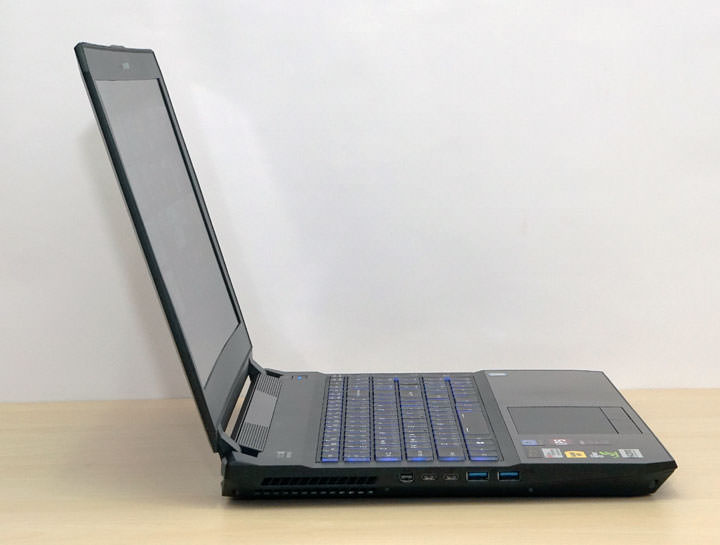 [Unbox] 規格你自訂！可以量身打造的極致效能：喜傑獅CJSCOPE HX-550產品開箱與深度評測！ - 阿祥的網路筆記本