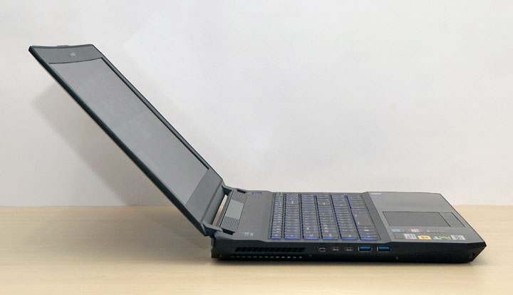 [Unbox] 規格你自訂！可以量身打造的極致效能：喜傑獅CJSCOPE HX-550產品開箱與深度評測！ - 阿祥的網路筆記本