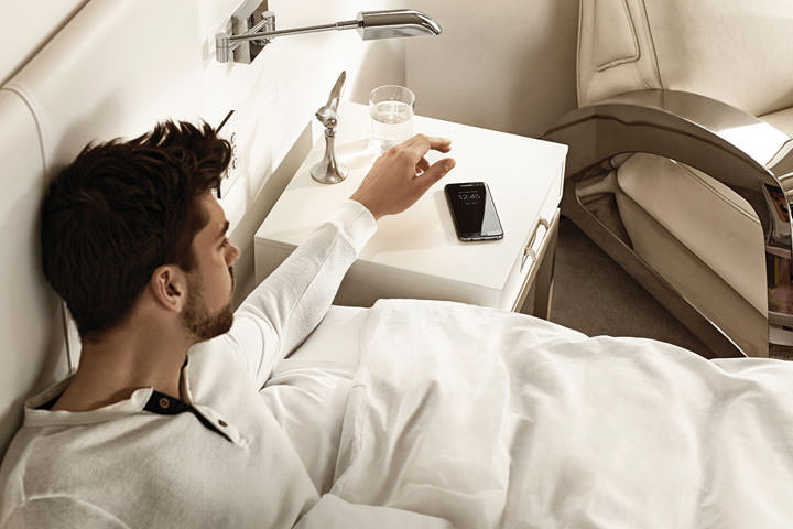 [Mobile] 三星最新語音智慧助理服務「Samsung Hello」即將在Galaxy S8上現身？ - 阿祥的網路筆記本