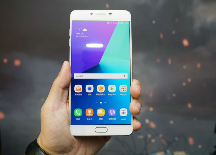 [Mobile] 滿足你對娛樂的全方位需求：三星Galaxy C9 Pro正式在台上市！三「大」特色成為高CP值首選！ - 阿祥的網路筆記本