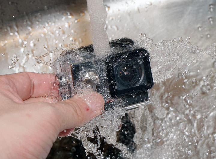 [Hands-On] 可以裝入口袋中的4K高畫質！輕巧易攜、連網操控更便利的「ThiEYE i60+生活行動攝錄影機」開箱實測！ - 阿祥的網路筆記本