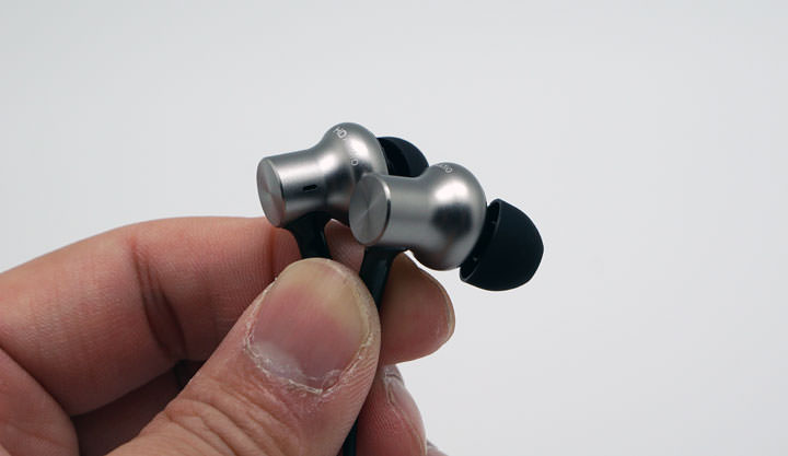 [Unbox] 帶來更全面的聆聽體驗！雙動圈與動鐵三單元發聲的「小米圈鐵耳機Pro」開箱與體驗心得！ - 阿祥的網路筆記本