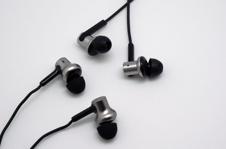 [Unbox] 帶來更全面的聆聽體驗！雙動圈與動鐵三單元發聲的「小米圈鐵耳機Pro」開箱與體驗心得！ - 阿祥的網路筆記本