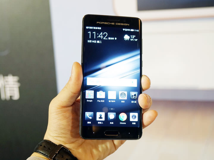 [Mobile] 華為2016年手機出貨量達1.4億台創佳績，將在台推出HUAWEI Mate9石墨黑新色、保時捷設計全球限量版Mate9與MediaPad T2 8 Pro平板！ - 阿祥的網路筆記本
