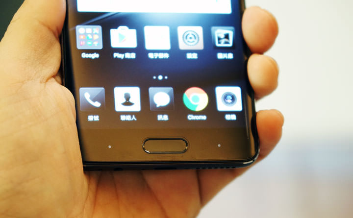 [Mobile] 華為2016年手機出貨量達1.4億台創佳績，將在台推出HUAWEI Mate9石墨黑新色、保時捷設計全球限量版Mate9與MediaPad T2 8 Pro平板！ - 阿祥的網路筆記本