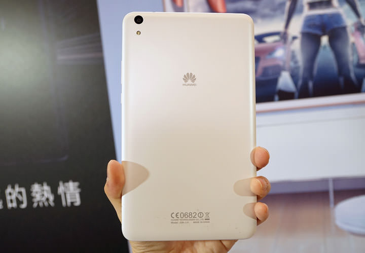[Mobile] 華為2016年手機出貨量達1.4億台創佳績，將在台推出HUAWEI Mate9石墨黑新色、保時捷設計全球限量版Mate9與MediaPad T2 8 Pro平板！ - 阿祥的網路筆記本
