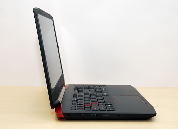 [Unbox] 筆電也走跨界風？擁有電競元素的高性價比娛樂機「Acer Aspire VX15」開箱實測！ - 阿祥的網路筆記本