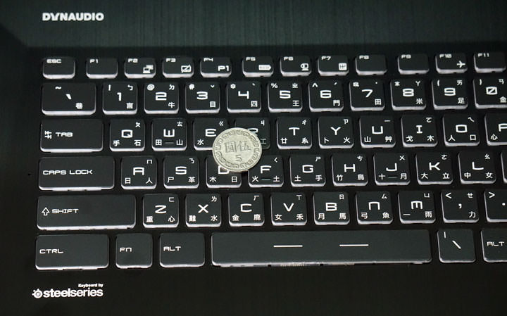 [Unbox] 中流砥柱一般的存在！集結頂尖技術、絕對高性價比的電競筆電：MSI GE72VR 7RF APACHE PRO 深度實測！ - 阿祥的網路筆記本