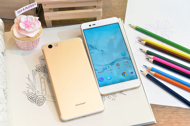 [Mobile] 主打2K高解析大螢幕、前後PDAF快速對焦相機！SHARP Z3 4月15日正式開賣！ - 阿祥的網路筆記本