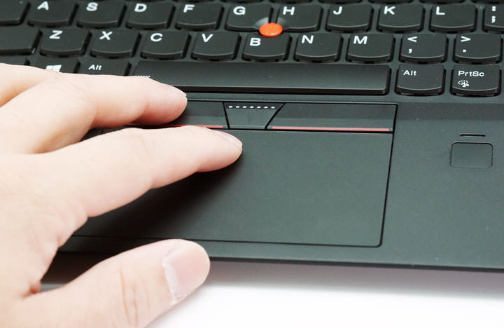 [Unbox] 輕薄、強悍、經典的高階商用筆電代名詞：第五代 Lenovo ThinkPad X1 Carbon 開箱與深度評測！ - 阿祥的網路筆記本