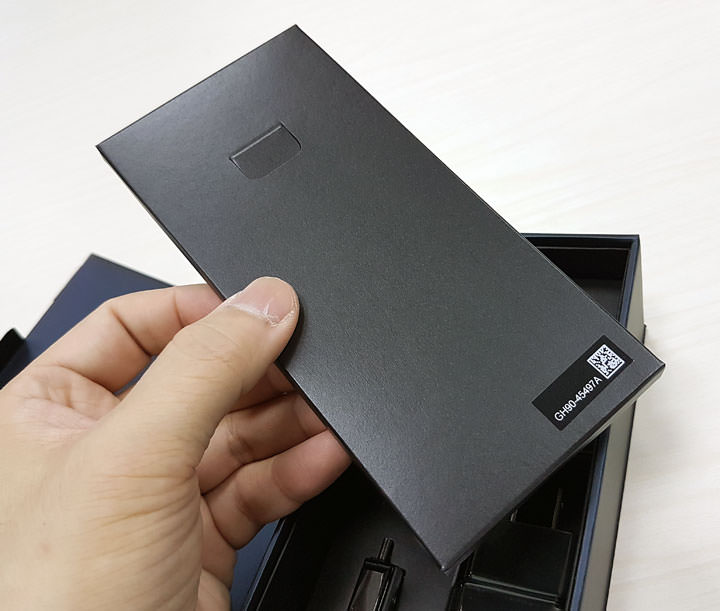 [Unbox] 三星Galaxy S8+薰紫灰版（Orchid Gray）純開箱分享！ - 阿祥的網路筆記本