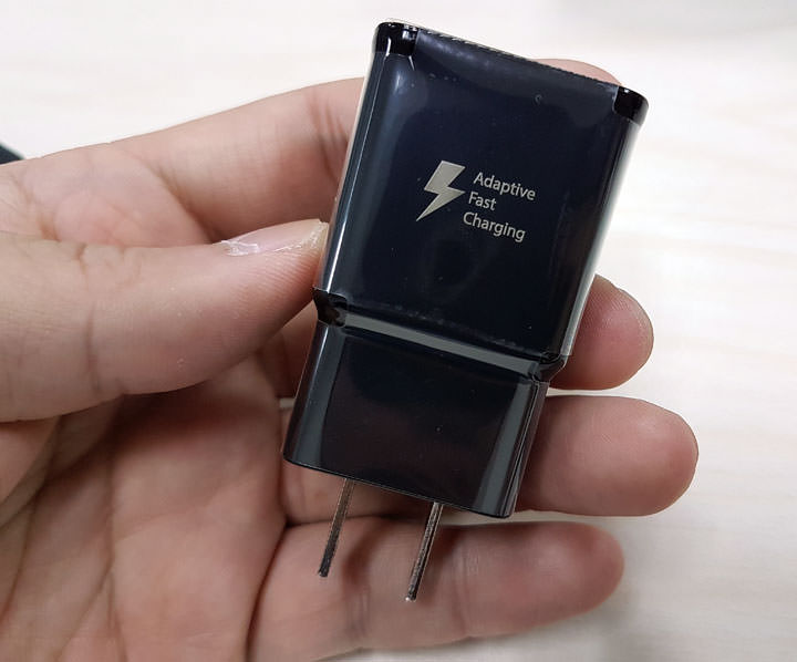 [Unbox] 三星Galaxy S8+薰紫灰版（Orchid Gray）純開箱分享！ - 阿祥的網路筆記本