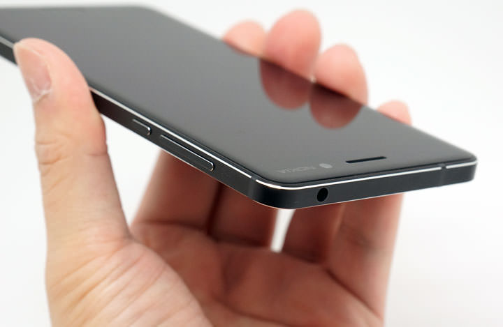 [Unbox] 昔日霸主回歸市場！外觀高水準設計、功能完整易上手的「Nokia 6」開箱與深度評測！ - 阿祥的網路筆記本