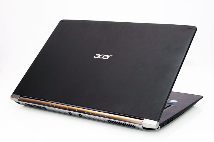[Unbox] 允文允武，功能全方位的大尺寸旗艦：Acer Aspire V17 Nitro 深度實測 ！ - 阿祥的網路筆記本