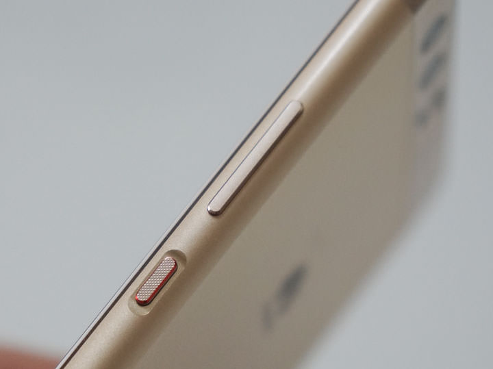 [Unbox] 信手拈來即成佳作！全球唯一「三徠卡鏡頭」智慧型手機HUAWEI P10 Plus 開箱與深度評測心得！ - 阿祥的網路筆記本