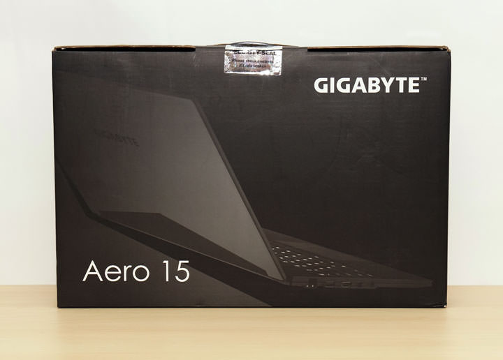 [Unbox] 誰說輕薄與效能不能兼得？商務應用與遊戲電競一機搞定的跨界筆電：GIGABYTE AERO 15開箱與深度評測！ - 阿祥的網路筆記本