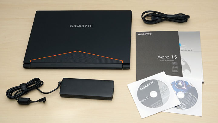 [Unbox] 誰說輕薄與效能不能兼得？商務應用與遊戲電競一機搞定的跨界筆電：GIGABYTE AERO 15開箱與深度評測！ - 阿祥的網路筆記本