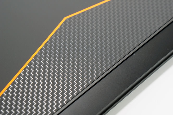 [Unbox] 誰說輕薄與效能不能兼得？商務應用與遊戲電競一機搞定的跨界筆電：GIGABYTE AERO 15開箱與深度評測！ - 阿祥的網路筆記本