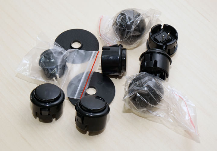 [Game] 把小時候沒玩到的一次帶回家：月光寶盒4S 簡單開箱分享！ - 阿祥的網路筆記本