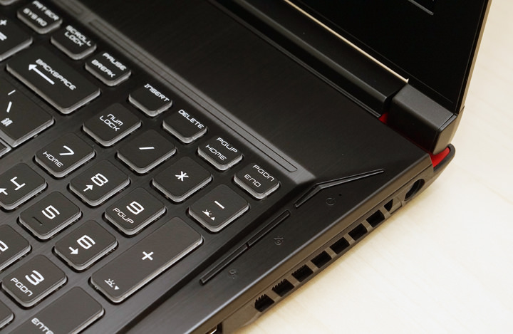 [Unbox] 面面俱到的電競主流旗艦：微星 MSI GE63VR 7RE RAIDER 深度評測！ - 阿祥的網路筆記本