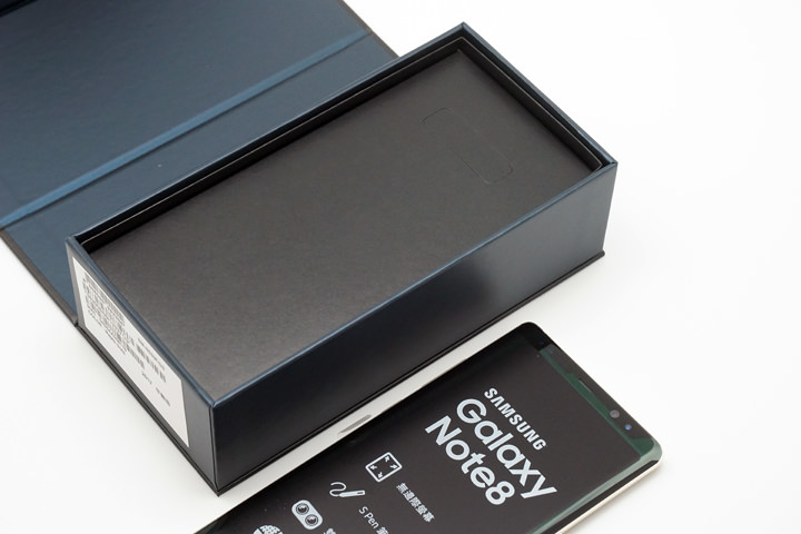 [Unbox] 台灣上市版 Samsung Galaxy Note8 星燦金款純開箱分享！ - 阿祥的網路筆記本