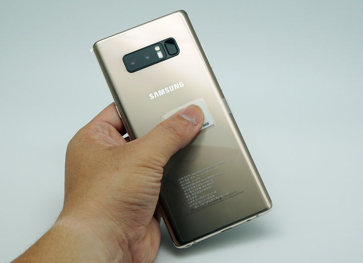 [Unbox] 台灣上市版 Samsung Galaxy Note8 星燦金款純開箱分享！ - 阿祥的網路筆記本