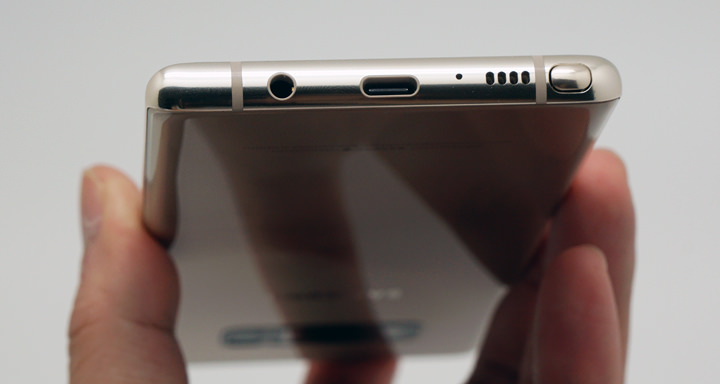 [Unbox] 台灣上市版 Samsung Galaxy Note8 星燦金款純開箱分享！ - 阿祥的網路筆記本