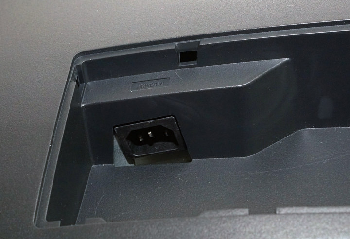 [Unbox] 一台抵兩台！不僅遊戲體驗爽感十足，更讓是工作好夥伴：三星全球首款49吋32:9 超寬曲面電競螢幕「CHG90」開箱評測！ - 阿祥的網路筆記本