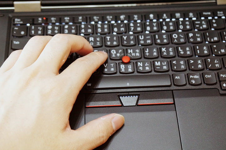 [Unbox] 自由翻轉、靈感隨想隨記的頂級商務應用之選：Lenovo ThinkPad Yoga 370 深度實測！ - 阿祥的網路筆記本