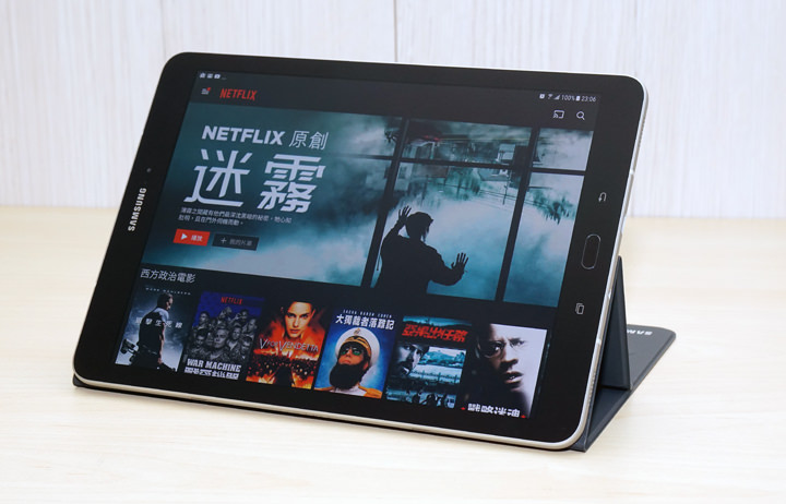 [Unbox] 妥善保護你的 Galaxy Tab S3！磁吸易用，兩段角度可調整的「原廠書本式皮套」開箱囉！ - 阿祥的網路筆記本