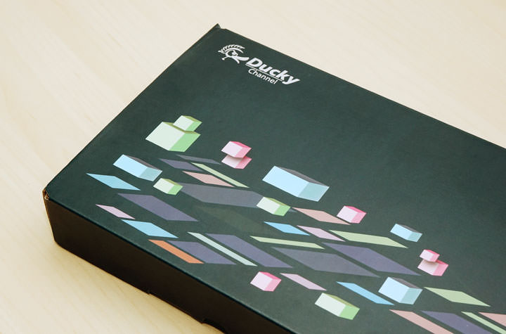 [Unbox] 手感好、視覺感優異！碼農、文字工作者必備「創傑 Ducky ONE PBT 側刻版 青軸」機械式鍵盤開箱分享！ - 阿祥的網路筆記本