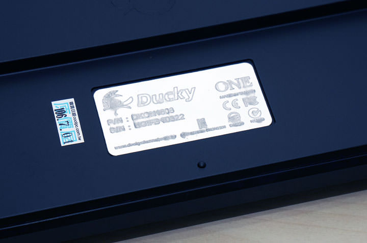 [Unbox] 手感好、視覺感優異！碼農、文字工作者必備「創傑 Ducky ONE PBT 側刻版 青軸」機械式鍵盤開箱分享！ - 阿祥的網路筆記本