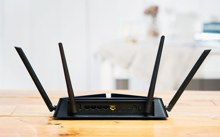 [Hands-on] D-Link DIR-882 雙頻 MU-MIMO 無線路由器實測：電競、4K 串流影音都夠力！ - 阿祥的網路筆記本