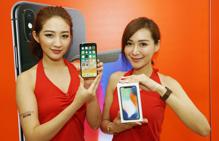 [Unbox] Apple iPhone X 今日上市！萬眾期待蘋果十週年紀念機快速開箱與心得分享！ - 阿祥的網路筆記本