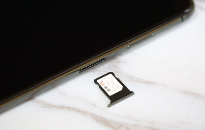 [Unbox] Apple iPhone X 今日上市！萬眾期待蘋果十週年紀念機快速開箱與心得分享！ - 阿祥的網路筆記本