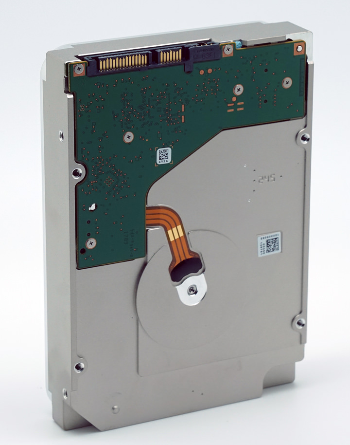 [Unbox] Seagate IronWolf 那嘶狼 12TB來了！容量更大、效能表現更優異的高密度儲存 NAS硬碟開箱實測！ - 阿祥的網路筆記本