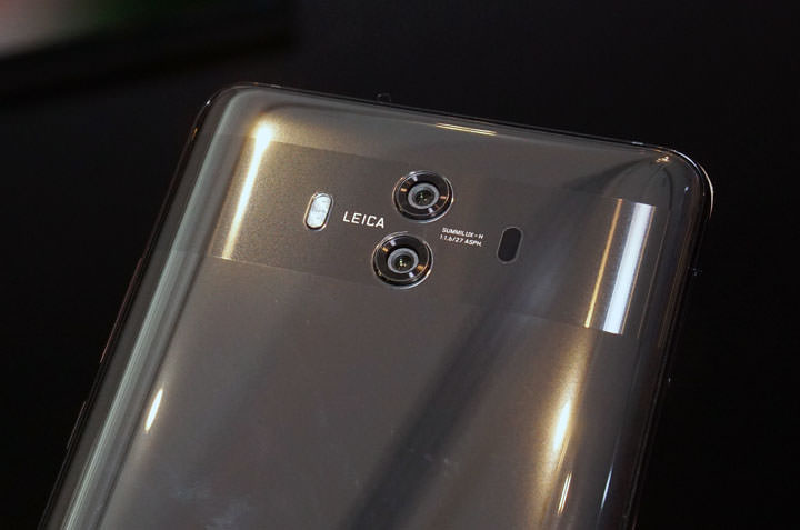 [Mobile] 搭載全球首款行動 AI 晶片手機：HUAWEI Mate10 與 Mate 10 Pro 宣佈在台上市，11/28 起開賣！PORSCHE DESIGN HUAWEI Mate 10 也將登台！ - 阿祥的網路筆記本
