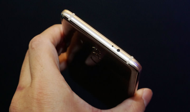 [Mobile] 搭載全球首款行動 AI 晶片手機：HUAWEI Mate10 與 Mate 10 Pro 宣佈在台上市，11/28 起開賣！PORSCHE DESIGN HUAWEI Mate 10 也將登台！ - 阿祥的網路筆記本