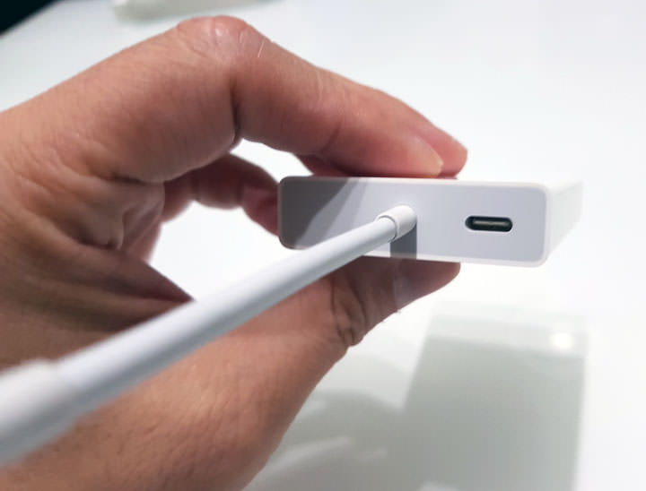 [Unbox] 小米 USB Type C 至 VGA/Gigabit 網路多功能轉接器開箱：五合一功能、價格不貴超推薦！ - 阿祥的網路筆記本