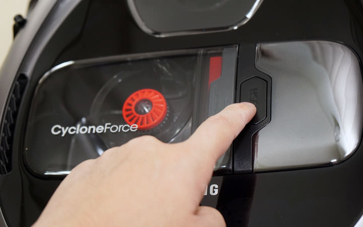 [Unbox] 家有寵物、過敏兒好困擾？ Samsung 新一代 「POWERbot 極勁氣旋機器人」40X 極勁吸力讓家中毛毛一乾二淨～而且完全不用你動手！ - 阿祥的網路筆記本