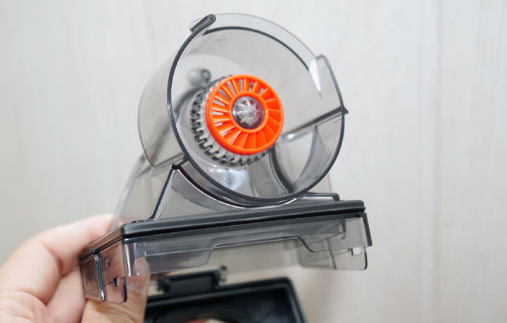 [Unbox] 家有寵物、過敏兒好困擾？ Samsung 新一代 「POWERbot 極勁氣旋機器人」40X 極勁吸力讓家中毛毛一乾二淨～而且完全不用你動手！ - 阿祥的網路筆記本