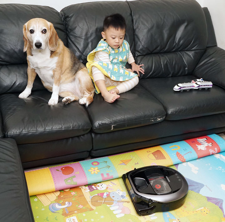 [Unbox] 家有寵物、過敏兒好困擾？ Samsung 新一代 「POWERbot 極勁氣旋機器人」40X 極勁吸力讓家中毛毛一乾二淨～而且完全不用你動手！ - 阿祥的網路筆記本