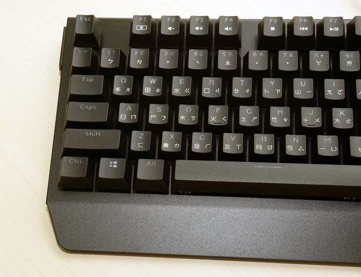 [Unbox] 外型有Feel，手感絕佳的 i-rocks K60M Cherry 青軸版 開箱分享！ - 阿祥的網路筆記本